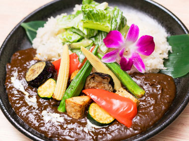 お食事はやっぱりカフェカイラ♪